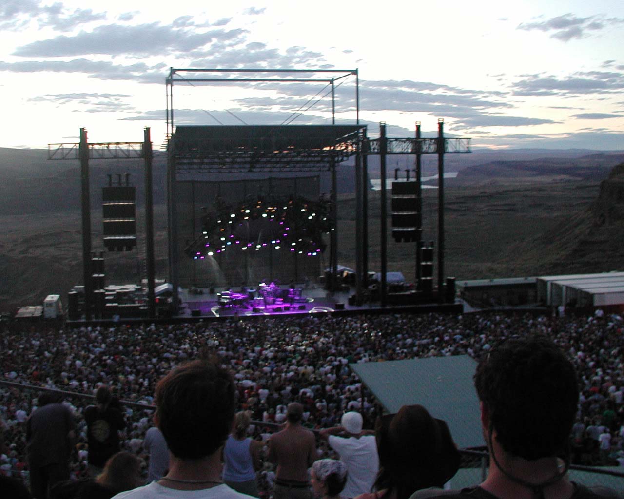 phish-gorge-setting-1280